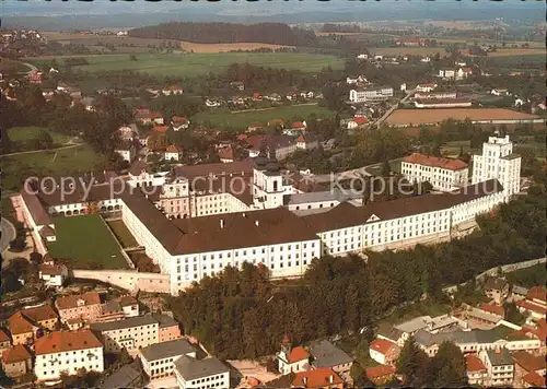 Kremsmuenster Fliegeraufnahme Benediktinerstift Kat. Kremsmuenster