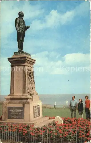 Whitby UK Captain Cooks Statue Kat. Ellesmere Port & Neston