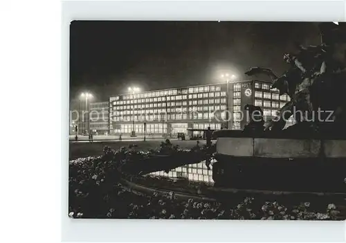 Leipzig Postamt Karl Marx Platz bei Nacht Kat. Leipzig