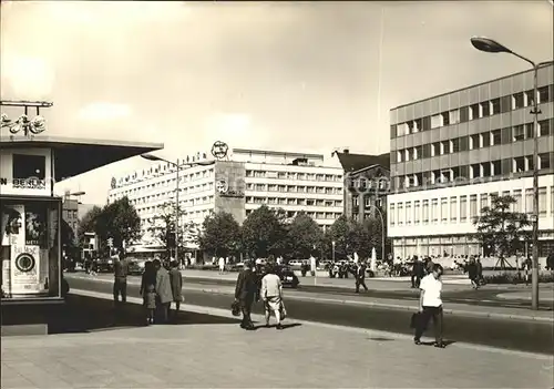 Berlin Blick zum Hotel Unter den Linden Hauptstadt der DDR Kat. Berlin