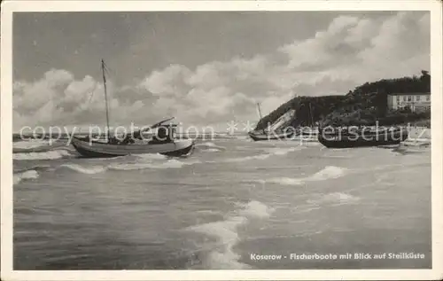 Koserow Ostseebad Usedom Fischerboote mit Blick auf Steilkueste Kat. Koserow