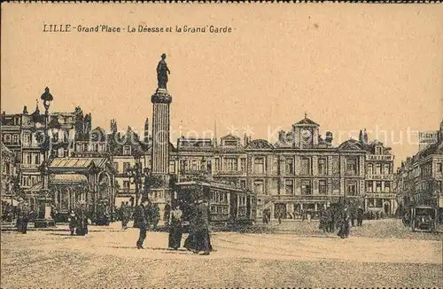 Lille Nord Grande Place La Deesse et la Grande Garde Monument Statue Kat. Lille