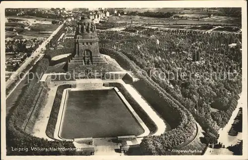 Leipzig Voelkerschlachtdenkmal Fliegeraufnahme Kat. Leipzig