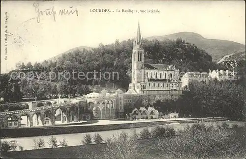 Lourdes Hautes Pyrenees La Basilique vue laterale Kat. Lourdes
