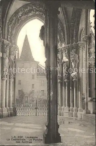 Lausanne VD La Cathedrale Le Porche des Apotres Kat. Lausanne