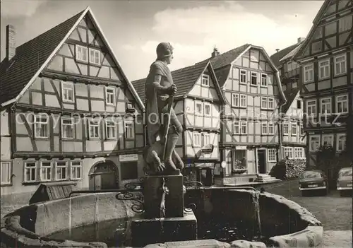 Schlitz Marktplatz mit St Georgsbrunnen Skulptur Burgenstadt Fachwerkhaus Kat. Schlitz