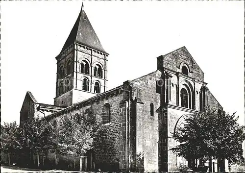 Varenne l Arconce Eglise Monument Historique XI siecle Kat. Varenne l Arconce