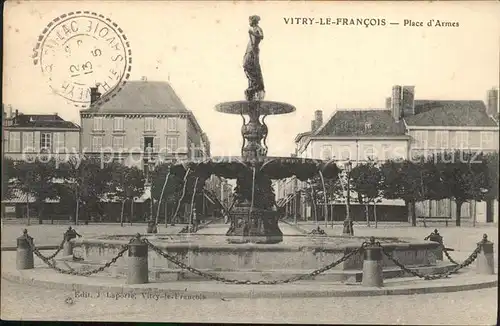 Vitry le Francois Place d Armes Fontaine Statue Kat. Vitry le Francois