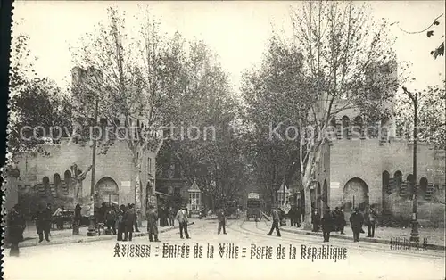 Avignon Vaucluse Entree de la Ville Porte de la Republique Kat. Avignon