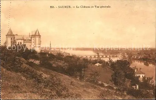 Saumur Chateau et vue generale Kat. Saumur