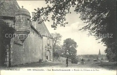 La Rochefoucauld Entree du Chateau et du Parc Kat. La Rochefoucauld