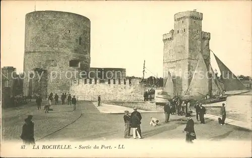 La Rochelle Charente Maritime Sortie du Port Kat. La Rochelle