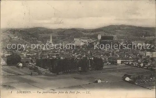 Lourdes Hautes Pyrenees Vue panoramique prise du Petit Jer Kat. Lourdes