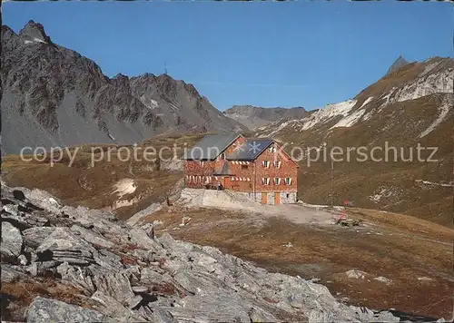 Garmisch Partenkirchen Neue Reichenberger Huette mit Kesseck und Daberlenke Kat. Garmisch Partenkirchen
