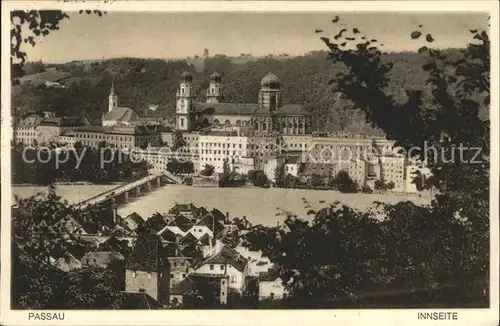 Passau Inn Bruecke Landgericht und Dom Kat. Passau