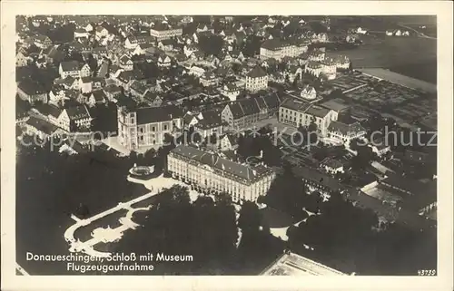 Donaueschingen Fliegeraufnahme Schloss mit Museum / Donaueschingen /Schwarzwald-Baar-Kreis LKR