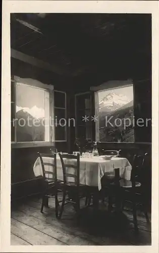 Heiligenblut Kaernten Fleisswirt Gaststube Blick auf Grossglockner und Wasserradkopf Kat. Heiligenblut