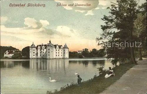 Gluecksburg Ostseebad Schloss und Wasserallee Kat. Gluecksburg (Ostsee)