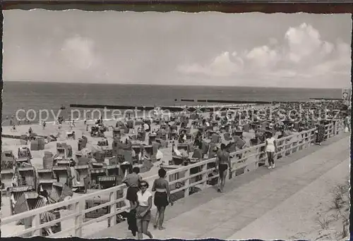 Westerland Sylt Kurpromenade mit Strand Kat. Westerland