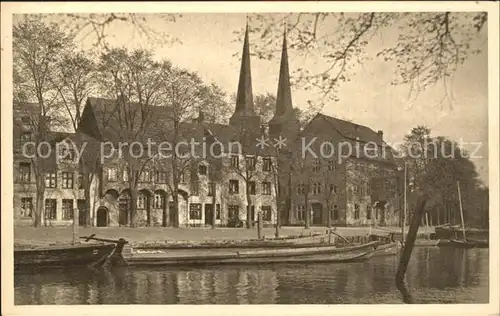 Luebeck Obertrave mit Dom Kat. Luebeck