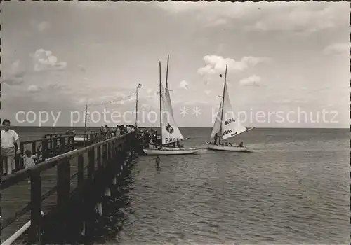 Scharbeutz Ostseebad Seebruecke Segelschiffe Kat. Scharbeutz