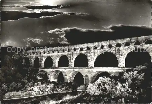 Vers Pont du Gard Aqueduc romain  Kat. Vers Pont du Gard