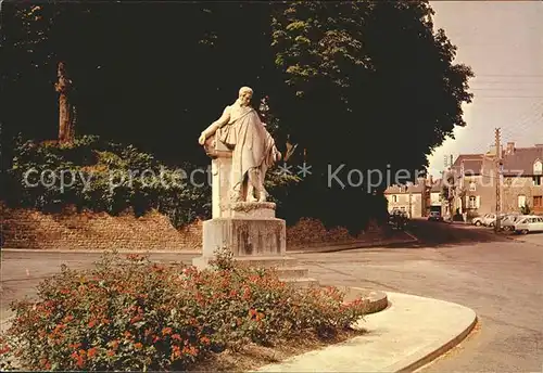 Combourg Statue Chateaubriand  Kat. Combourg
