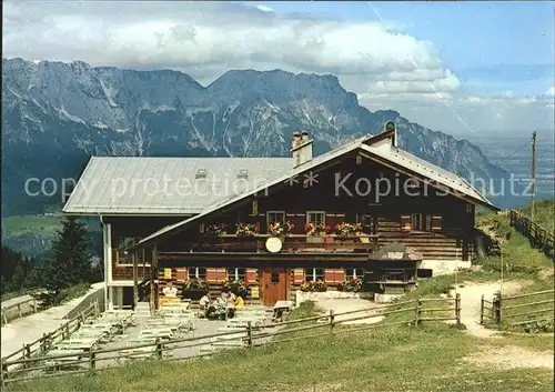 Oberau Berchtesgaden Skihuette auf dem Rossfeld mit Untersberg Kat. Berchtesgaden