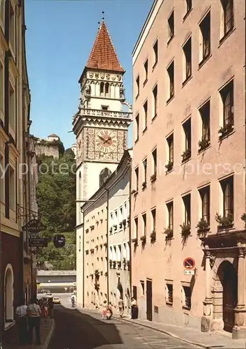 Passau Schrottgasse mit Rathaus und Veste Oberhaus Kat. Passau