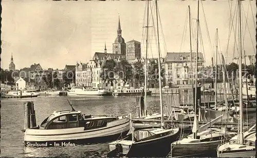 Stralsund Mecklenburg Vorpommern Hafenpartie Segelboote Kat. Stralsund