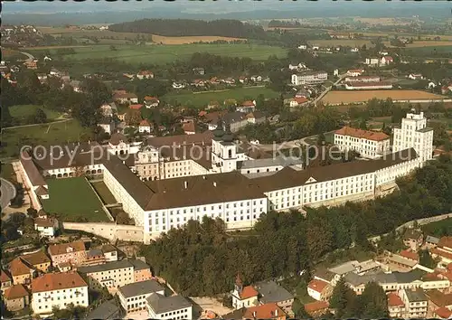 Kremsmuenster Fliegeraufnahme Benediktinerstift Kat. Kremsmuenster