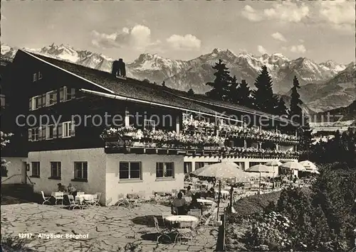 Sonthofen Oberallgaeu Allgaeuer Berghof mit Alpe Eck Kat. Sonthofen