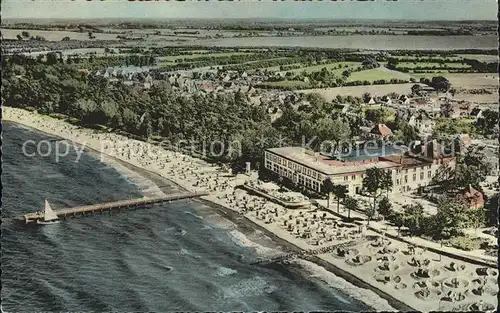 Timmendorfer Strand Fliegeraufnahme Kurhotel Seeschloesschen Strand Kat. Timmendorfer Strand