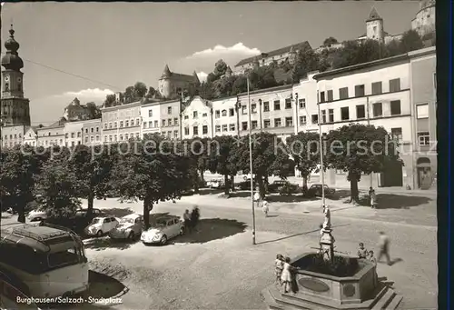 Burghausen Salzach Stadtplatz Brunnen Kirche Kat. Burghausen