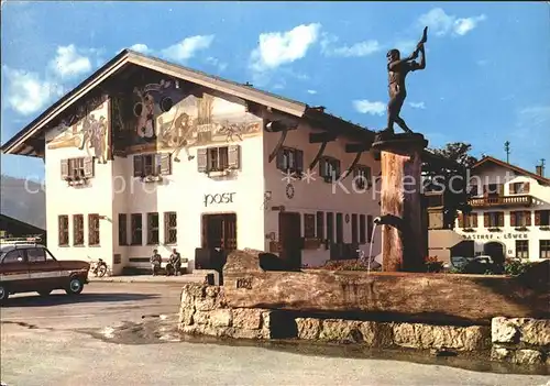 Reit Winkl Dorfbrunnen mit Postamt Fassadenmalerei Gasthof Kat. Reit im Winkl