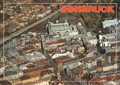 Innsbruck Altstadt Goldenes Dachl Stadtturm Dom zu St Jakob Fliegeraufnahme Kat. Innsbruck