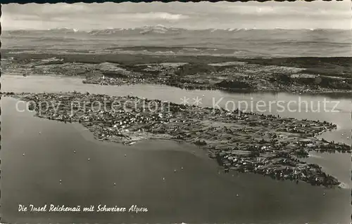 Insel Reichenau mit Schweizer Alpen Fliegeraufnahme Kat. Reichenau Bodensee