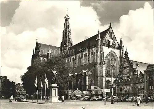 Haarlem Grote of St Bavokerk met standbeeld L J Coster Kat. Haarlem