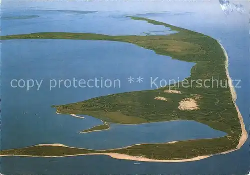 Sylt Luftaufnahme von NordenLinks oben im Hintergrund die Inseln ArmrumFoehr Kat. Sylt Ost