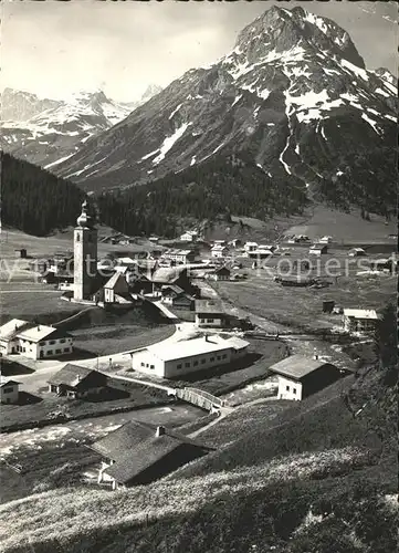 Lech Vorarlberg Ortsansicht mit Kirche Alpenpanorama Kat. Lech