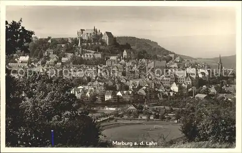 Marburg Lahn Stadtbild mit Sportplatz Altstadt und Schloss Kat. Marburg