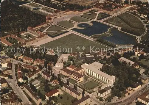 Muenchen Fliegeraufnahme Schloss Nymphenburg mit Krankenhaus der Barmherzigen Brueder Kat. Muenchen
