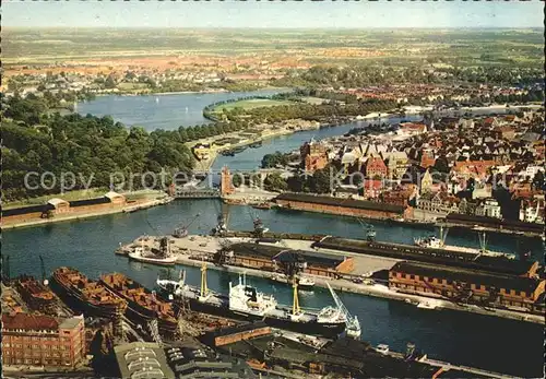 Luebeck Hafen Fliegeraufnahme Kat. Luebeck