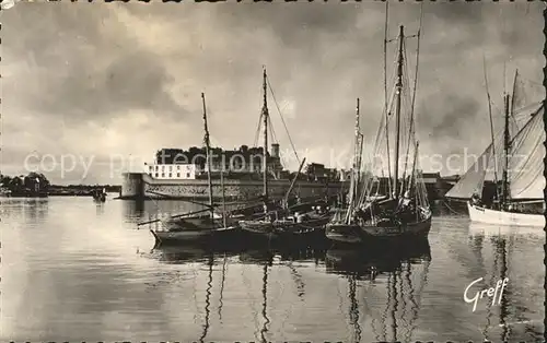 Concarneau Finistere La Ville close Hafen Kat. Concarneau