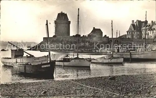 Saint Malo Ille et Vilaine Bretagne Port Solidor a Maree haute Kat. Saint Malo