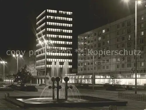 Magdeburg Karl Marx Strasse Haus der Lehrer bei Nacht Brunnen Kat. Magdeburg