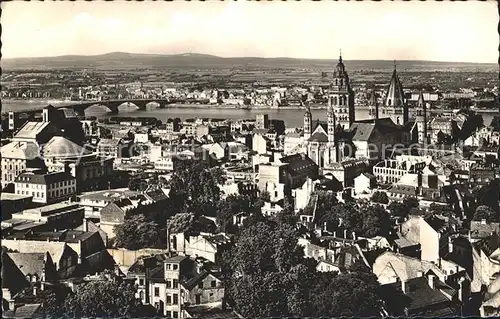 Mainz Rhein Stadtuebersicht Kirche Rheinbruecke / Mainz Rhein /Mainz Stadtkreis