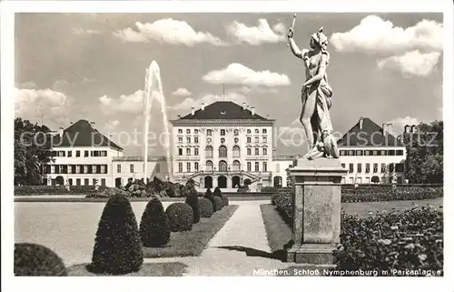 Muenchen Schloss Nymphenburg Parkanlage Statue Fontaene Kat. Muenchen