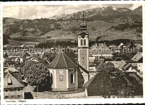 Sonthofen Oberallgaeu Ortsansicht mit Kirche Alpenpanorama Kat. Sonthofen