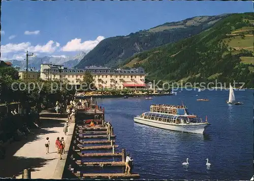 Zell See Seepromenade mit Grandhotel und Steinernem Meer Fahrgastschiff Kat. Zell am See